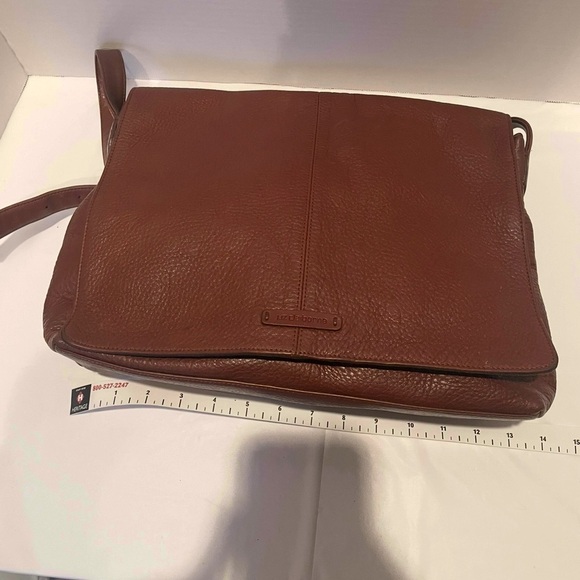 Liz Claiborne Brown Genuine Leather Shoulder/Crossbody Bag with Adjustable Strap - Picture 7 of 15